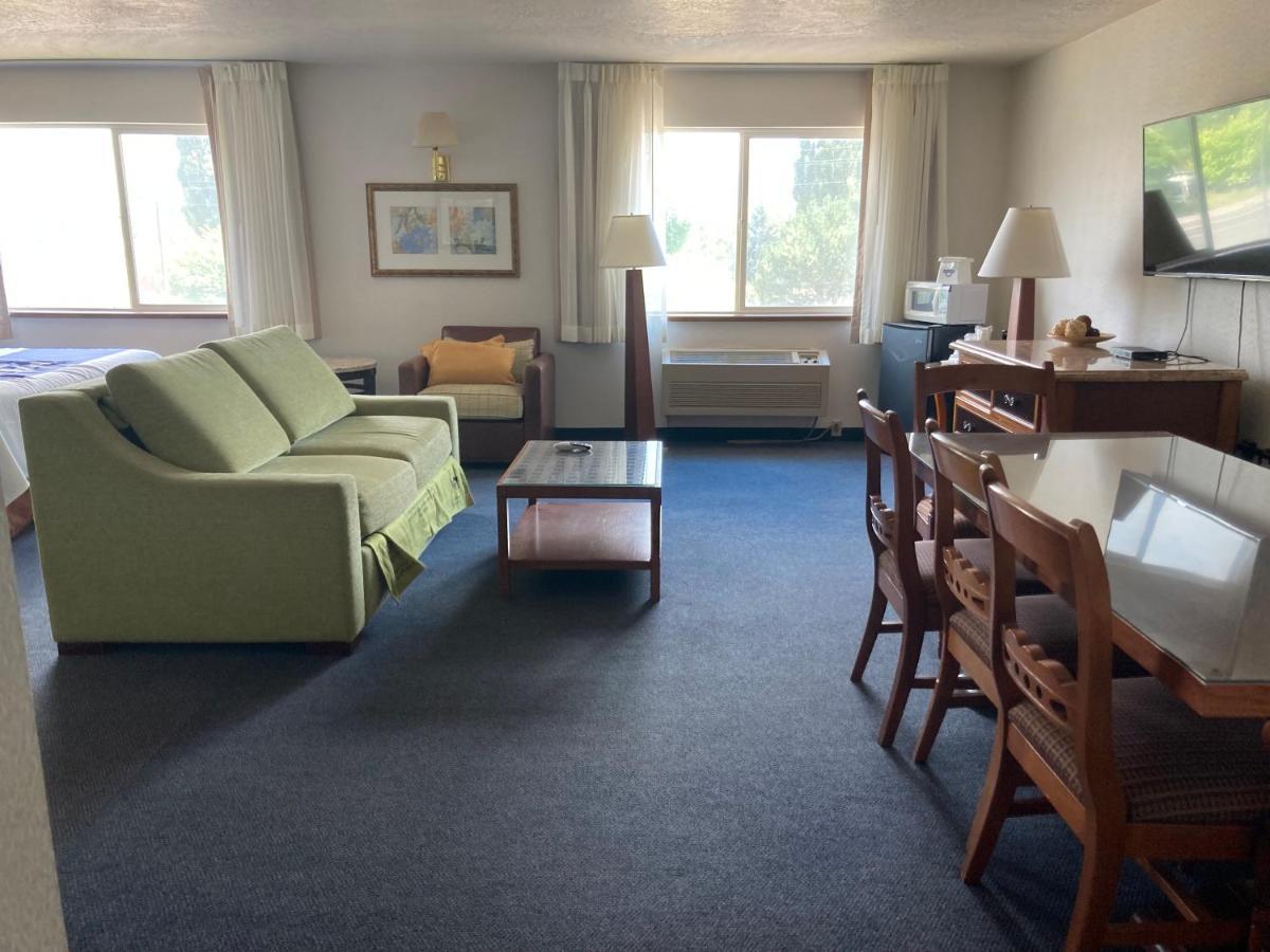 Days Inn By Wyndham Capitol Reef Torrey Exterior foto